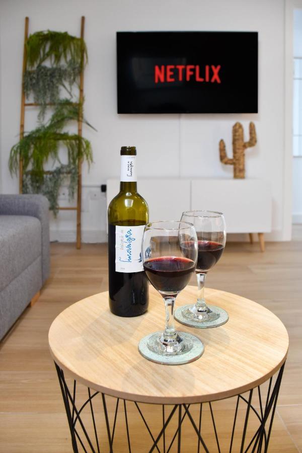 Holidays2Malaga Trinidad Renovated 1 Bedroom Penthouse Close To City Center ภายนอก รูปภาพ